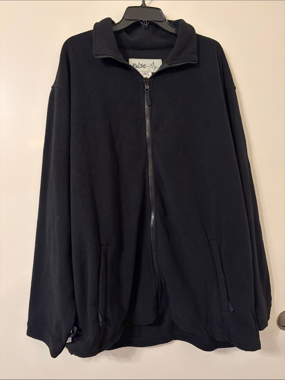 Pulse Black Full-Zip Lightweight Fleece Jacket